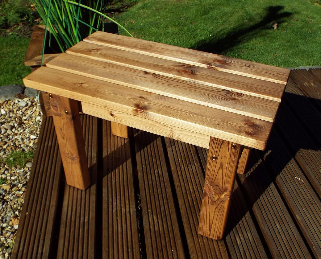 HB112 - One Seater Solid Form - Image 3