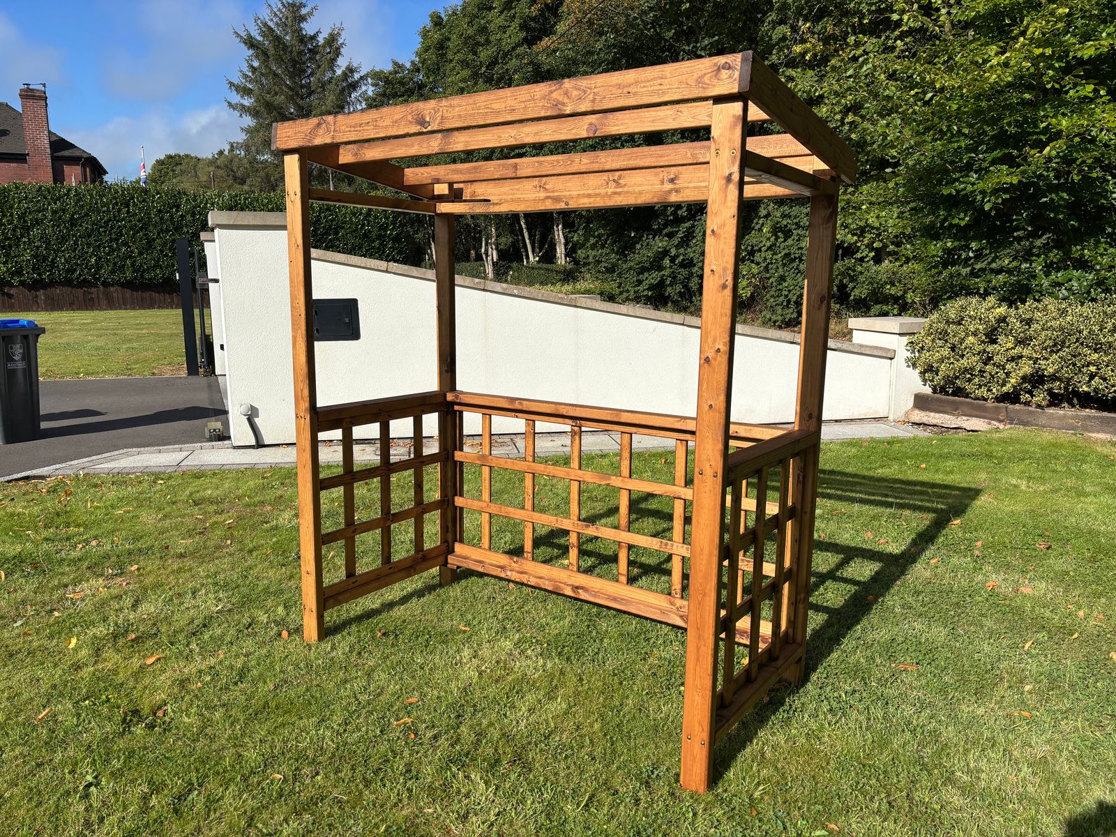 HB137 - Dorchester BBQ Shelter (Green , Grey or Burgundy) - Image 7