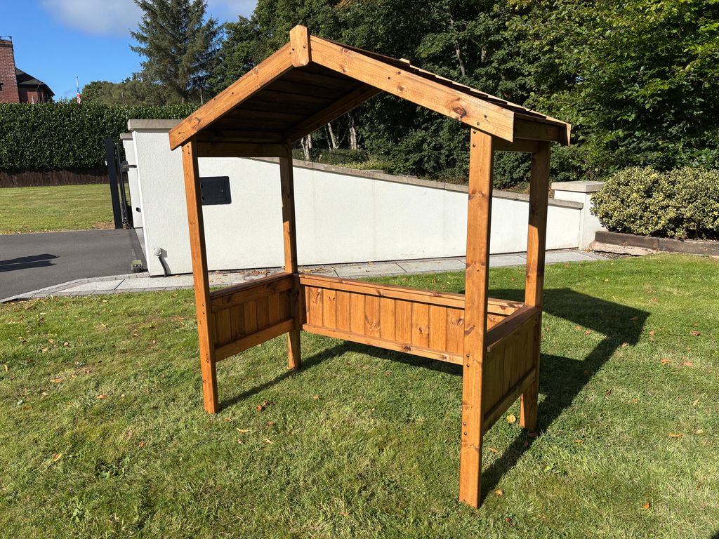 HB323 - Imperial BBQ Shelter - Image 4