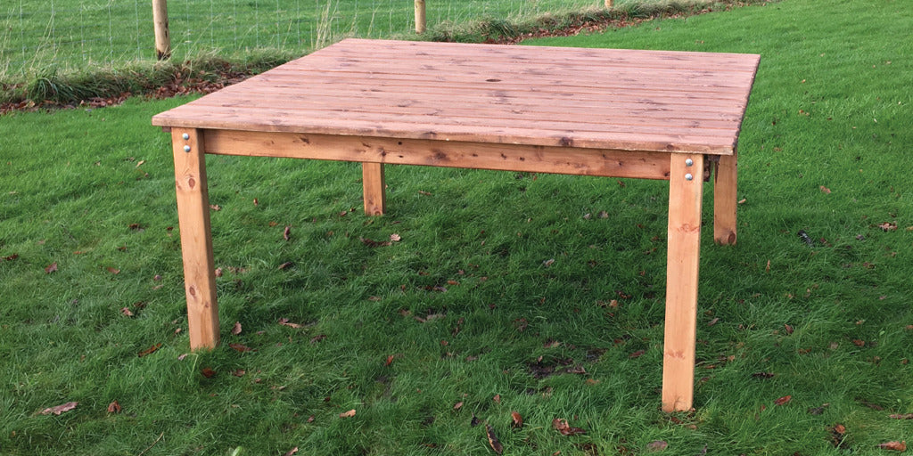 HB60 - Large Traditional Dining Table - Image 4